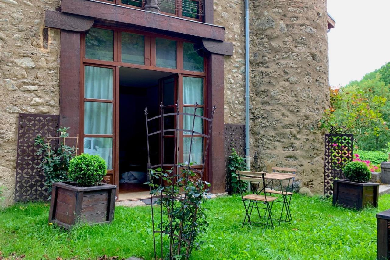 #Bv Le Chateau D'Uriage 생 마르탱 듀리아쥬 외부 사진